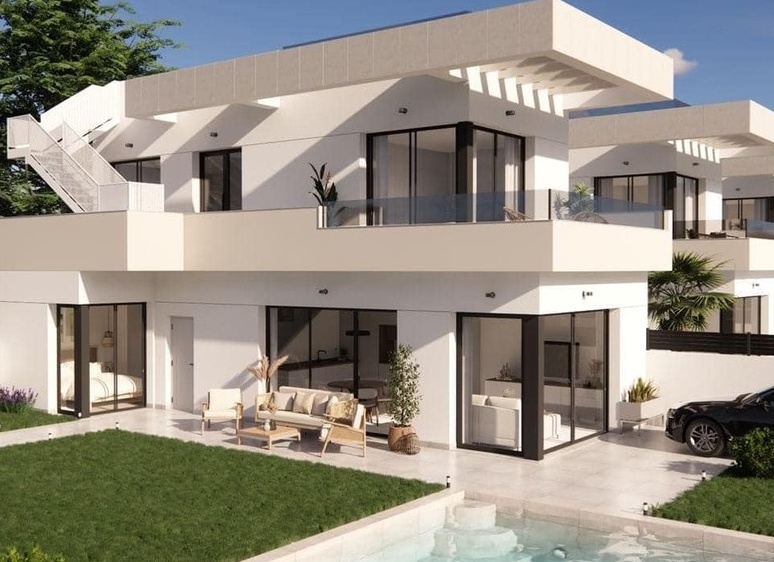 Жильё у моря. Риски при покупке.