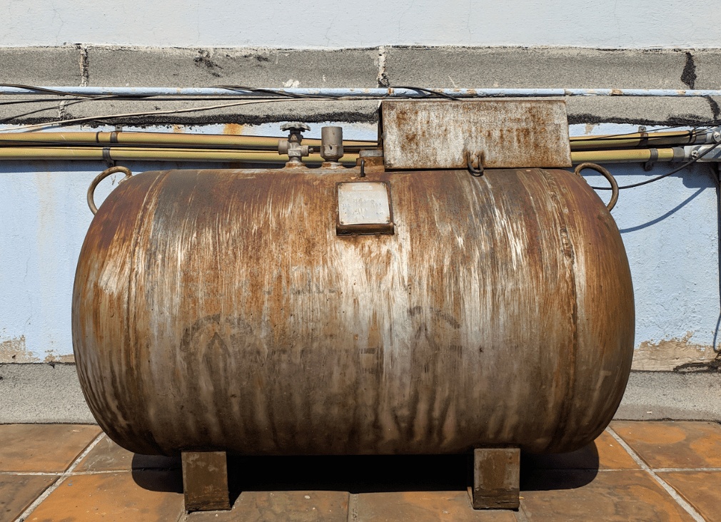 Очищение бензобака от загрязнений и ржавчины в домашних условиях